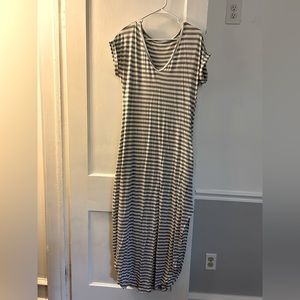 Long striped maternity dress